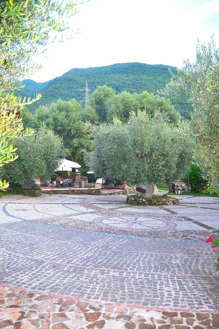 L'Antica Mola Villa Castel Madama ภายนอก รูปภาพ